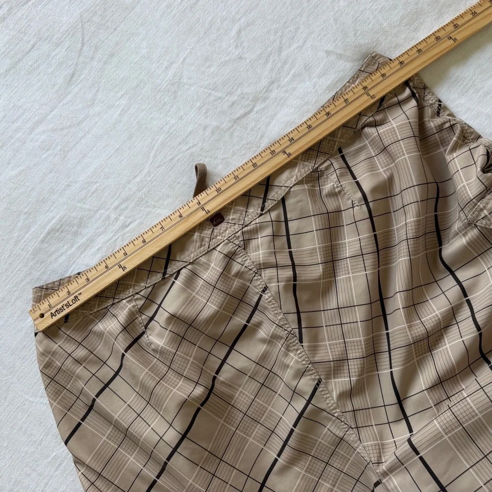 Y2K Quiksilver Plaid Board Shorts Tan Black Cargo Pocket Swim Trunks Size 40